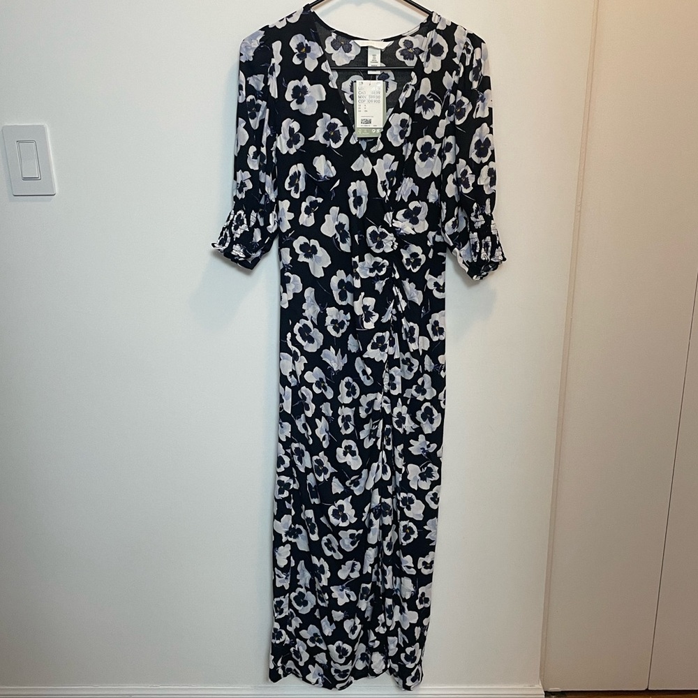 NWT H&M Floral Print Dress with Slit, Size Small, New With Tags